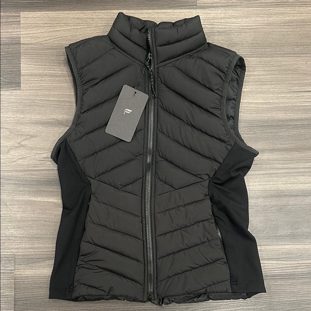 Fabletics Black Quilted Women's Vest